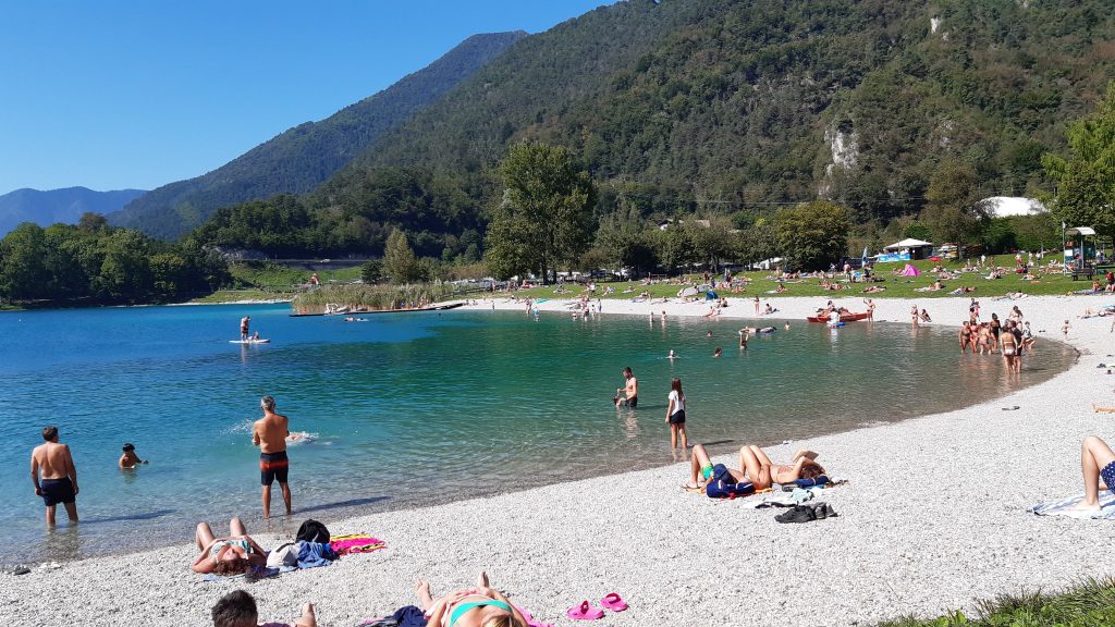 La spiaggia di Mezzolago, Trentino Alto Adige